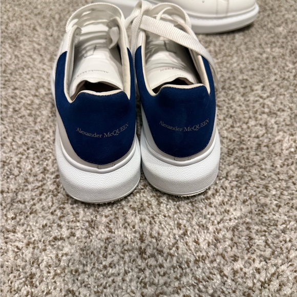 Alexander McQueen sneaker with blue - Picture 4 of 6